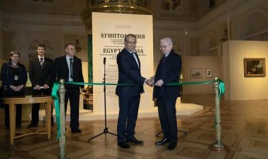 السفير المصري بموسكو يشارك بمعرض استذكار الحضارة المصرية