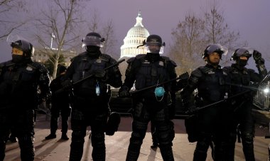 شرطة الكابيتول تحقق في طرد مشبوه عثر عليه قرب مبنى الكونجرس