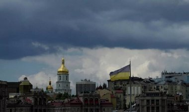 إطلاق صافرات الإنذار بعدد من مناطق أوكرانيا