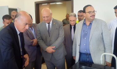 رئيس جامعة بنها يتفقد الدراسة بالجامعة الأهلية بالعبور ويلتقي بالطلاب