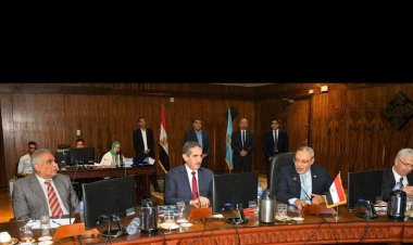 محافظ الغربية يشارك باجتماع المجلس التنفيذي لجامعة طنطا بحضور عمداء الكليات