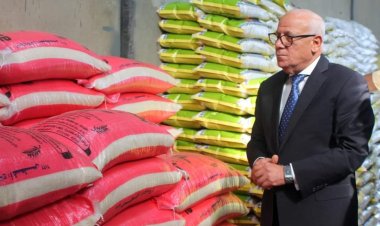 محافظ بورسعيد يتفقد مضرب الأرز بجنوب بورسعيد