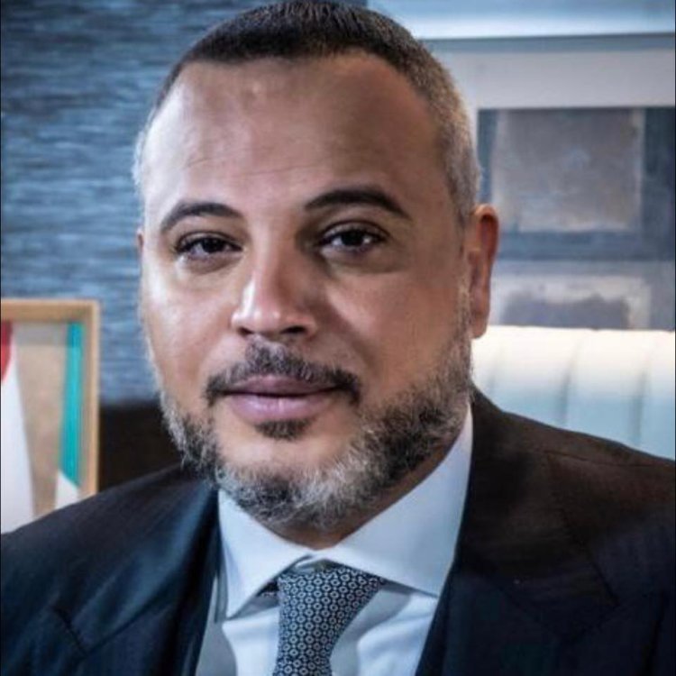 من هى المرأة التي باعت نفسها من أجل المال والنجومية.. هل هى حقيقة أم من خيال الفنان تامر عبد المنعم؟