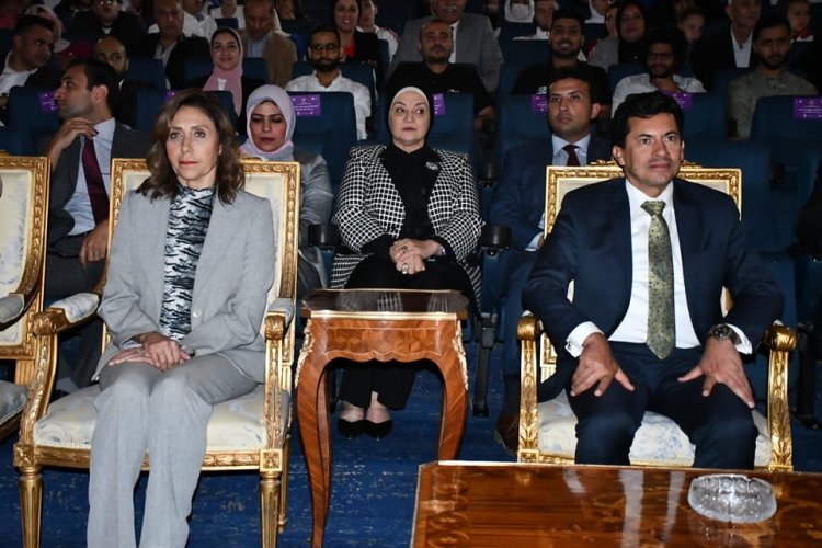افتتاح بطولة العالم لرماية المسدس والبندقية بحضور وزير الرياضة