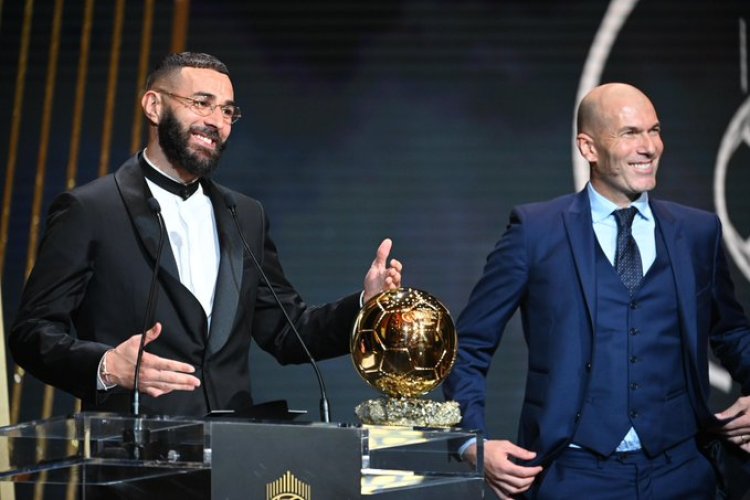 ترتيب أفضل 10 لاعبين في حفل الكرة الذهبية 2022