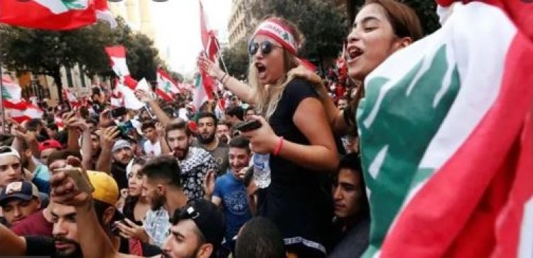 مظاهرات في لبنان تُندد باتفاق ترسيم الحدود البحرية مع إسرائيل