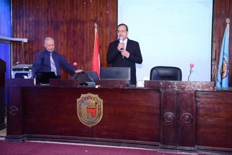 جامعة سوهاج تنظم فاعليات المرحلة الثانية لتدريب و إعداد 48 مراجع داخلي للأيزو