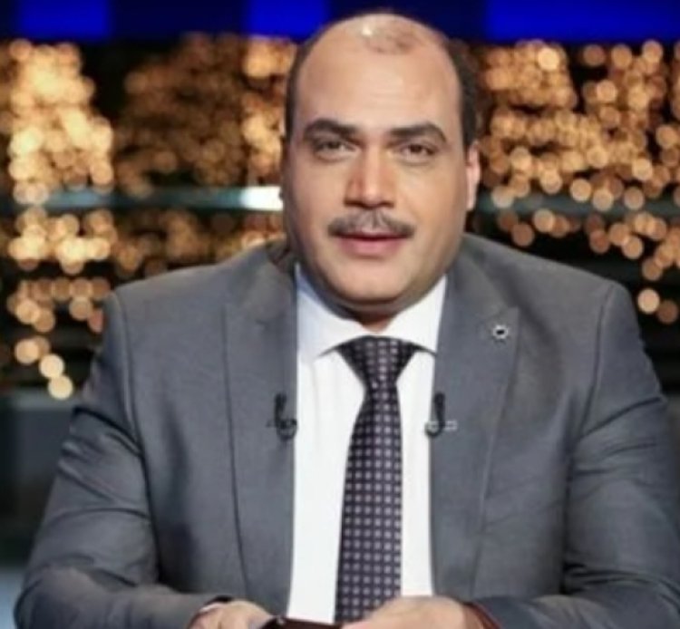 محمد الباز: ربنا وضع يده على الرئيس السيسي واختاره ليكون منقذًا لمصر