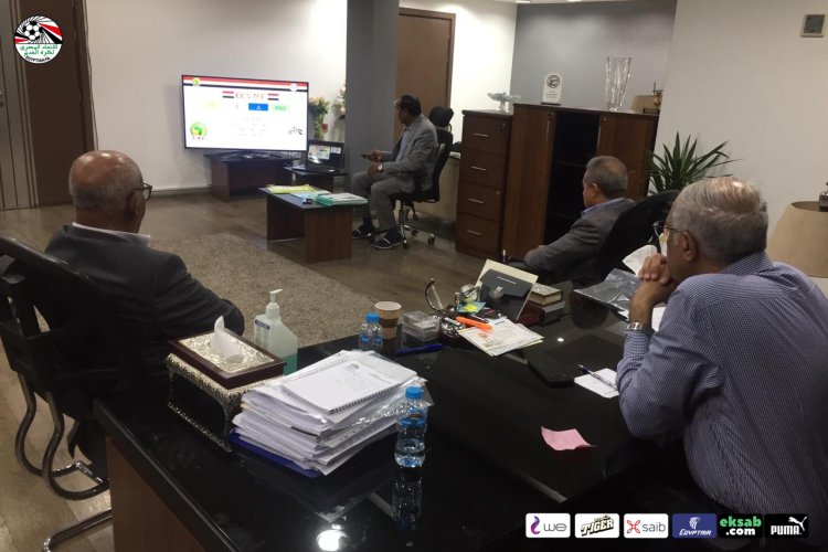 اتحاد الكرة يتابع خطة تطوير رخص التدريب وفق شروط «الكاف»