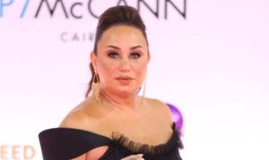 إنچي علي تقدم  مهرجان عرب شو السنيمائى «جائزة الأفضل»