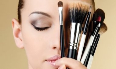 نصائح للعناية بالبشرة قبل وضع الماكياج.. تعرفي عليها