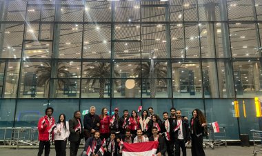 بالصور.. فريق «هاملت بالمقلوب» في تونس لتمثيل مصر في مهرجان أيام قرطاج المسرحية 