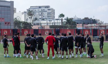 «كولر» يحاضر لاعبي الأهلى بالفيديو.. ويمنحهم راحة 24 ساعة