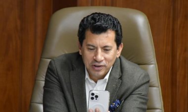 وزير الرياضة يتواصل مع لاعب منتخب مصر للسلاح لتهنئته ببرونزية كأس العالم