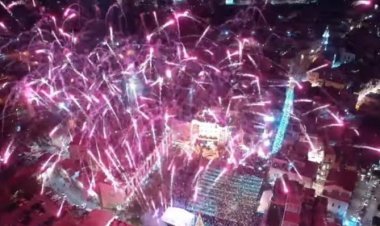 إضاءة شجرة «عيد الميلاد» في  بيت لحم (صور)