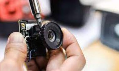 ضبط 155 كاميرا سرية و305 جهاز gbs  داخل محل بعابدين