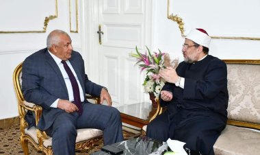 وزير الأوقاف ومحافظ الوادي الجديد يناقشان إنشاء مجمع إسلامي بباريس