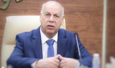 وزير الثقافة العراقية : منحة الصحفيين والفنانين ستوزع بشكل كامل
