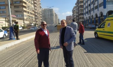 مستشار محافظ بورسعيد يتابع أعمال الصرف في  منطقتي عمر بن الخطاب وخالد بن الوليد