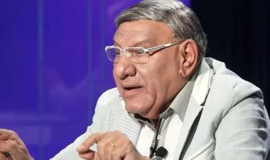 ربطه والده بالحبال.. رحلة مفيد فوزي من قسوة الأب إلى حديث المدينة