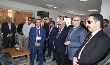 محافظ بني سويف يتفقد سير العمل بالمركز التكنولوجي لخدمة المواطنين