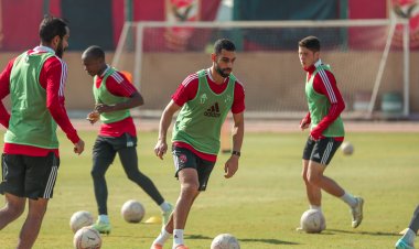 الأهلي يبدأ استعداداته لمباراة أسوان في الدوري