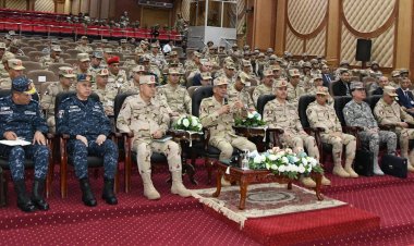 وزير الدفاع يشهد المرحلة الرئيسية لمشروع مراكز القيادة التعبوى «فتح - 5»