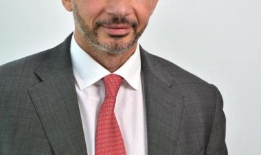 وزير السياحة والآثار يصدر قراراً وزارياً بتعيين مساعد للوزير للشئون الاقتصادية