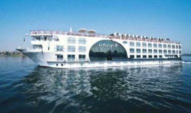 القبض على المتهمين بـ واقعة إلقاء مخلفات باخرة سياحية في النيل بأسوان