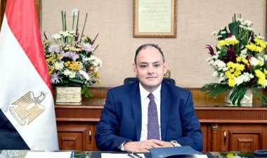 وزير الصناعة  يُعلن إعداد استراتيجية جديدة للنهوض بالقطاع 4 سنوات