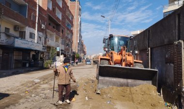 جمع ورفع القمامة والمخلفات والأتربة بنطاق حي أول مدينة الإسماعيلية