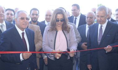 محافظ دمياط  تفتتح العيادات الخارجية بكلية الطب بجامعة حورس