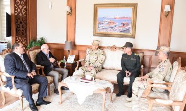 محافظ بورسعيد يستقبل رئيس أركان قوات الدفاع الشعبي والعسكري