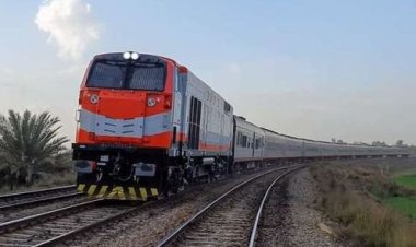 محافظ الإسماعيلية يتابع حادث خروج قطار عن القضبان