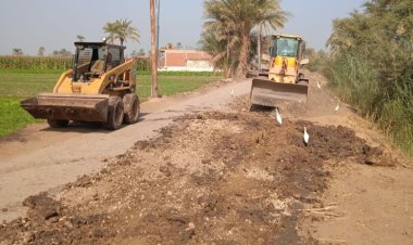 رئيس مدينة ببا يتابع  مع الري الإجراءات الفنية المنفذة لحل شكوى بعض المزارعين