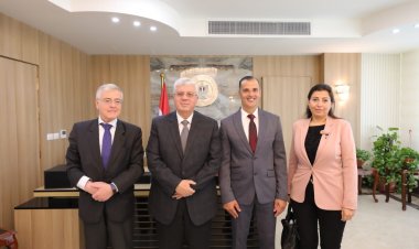 وزير التعليم العالي يبحث آليات التعاون مع رئيس مجلس أمناء الجامعة الألمانية الدولية GIU