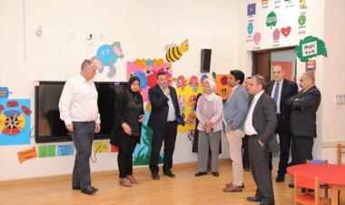 وفد هيئة كامبريدج للامتحانات يزور مدرسة النيل المصرية الدولية بالشروق