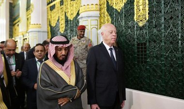 اليوم.. الرئيس التونسي يزور المسجد النبوي للصلاة فيه