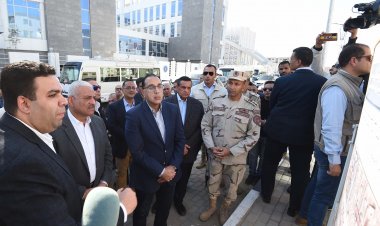 «مدبولى» يتفقد مساكن مدينة التوفيقية أحد مشروعات التطوير العمرانى بالسويس