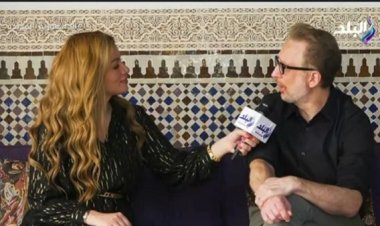 المخرج العالمي جيمس جراي عن براد بيت:  يمتلك كاريزما النجوم