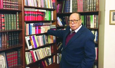 رئيس مجلس النواب ينعى رئيس مجمع اللغة العربية