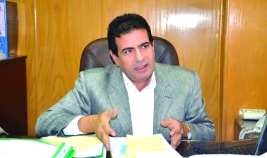 الروائي عزت القمحاوي: خائف على القارئ ومشفق على دار النشر من أسعار الكتب