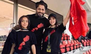 تامر حسني يحتفل بفوز المغرب مع زوجته المغربية بسمه وابنته تاليا
