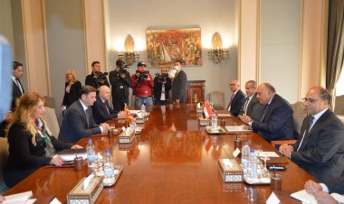 وزير الخارجية يبحث مع نظيره لمقدونيا الشمالية أضرار الحرب الروسية الأوكرانية