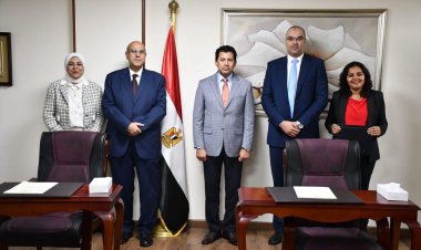 وزير الشباب يشهد توقيع بروتوكولات تعاون مع جامعتي النيل وبدر