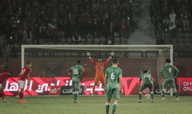 الشناوي يصد ركلة جزاء.. الأهلي يتقدم على الاتحاد بهدفين في الشوط الأول
