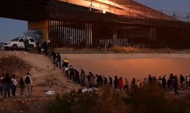 مئات المهاجرين يدخلون أمريكا في عمليات عبور غير قانونية