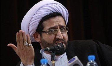 الحكم بالسجن على رجل دين إيراني أدان قمع الاحتجاجات