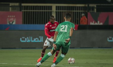 بعد خضوعه لأشعة.. طبيب الأهلي يعلن تفاصيل إصابة بيرسي تاو ومدة غيابه