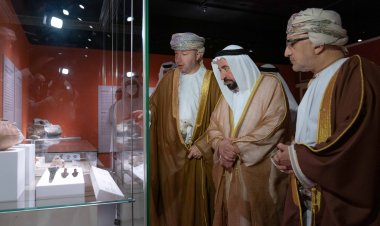 سلطان القاسمي يفتتح معرض «الحضارة العمانية :النشأة والتطور» بمتحف الشارقة للآثار